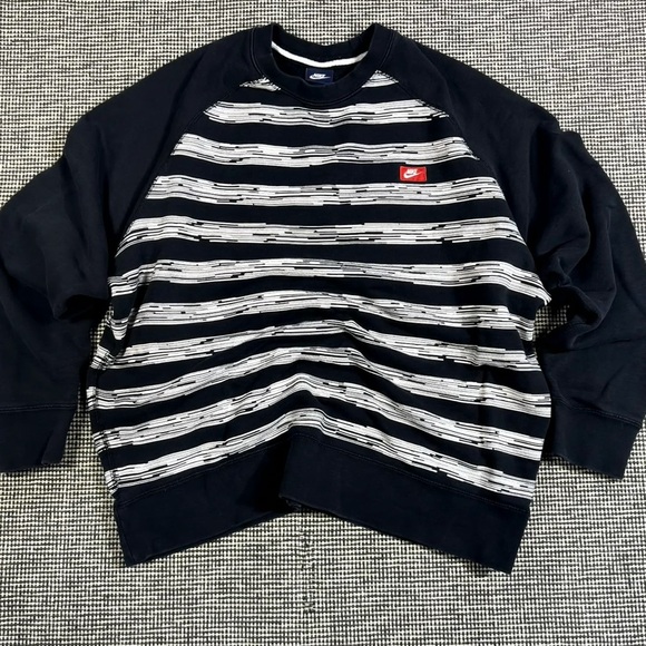 Nike Mens Black White Speed Stripe Crewneck Sweatshirt Striped 2XL EUC Vintage - Picture 1 of 6